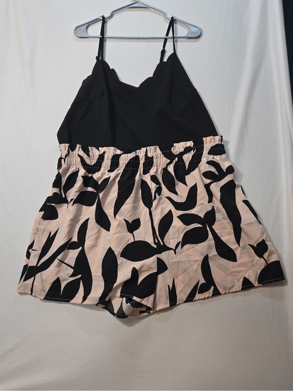 SHEIN Black and Blush Leaf Print Dress